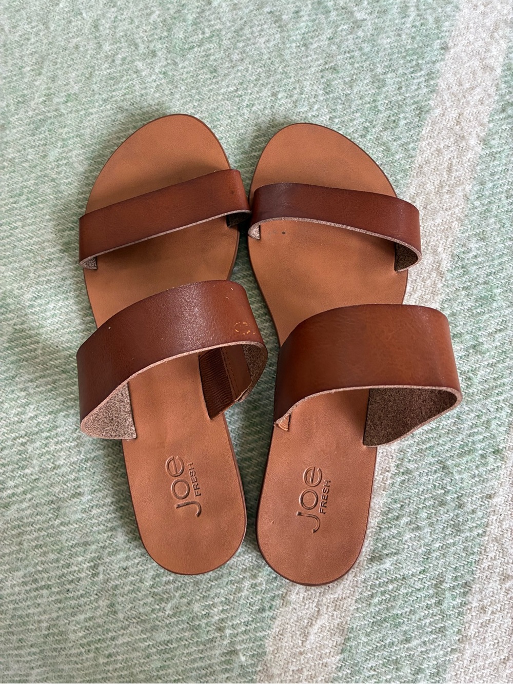 SLIDE SANDALS - Picture 2 of 4